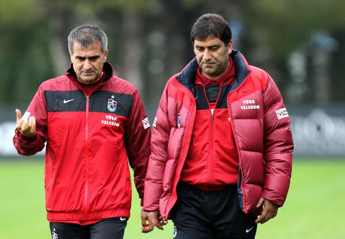 Trabzonspor Teknik Direktörü Güneş\'den Ekibine Revizyon