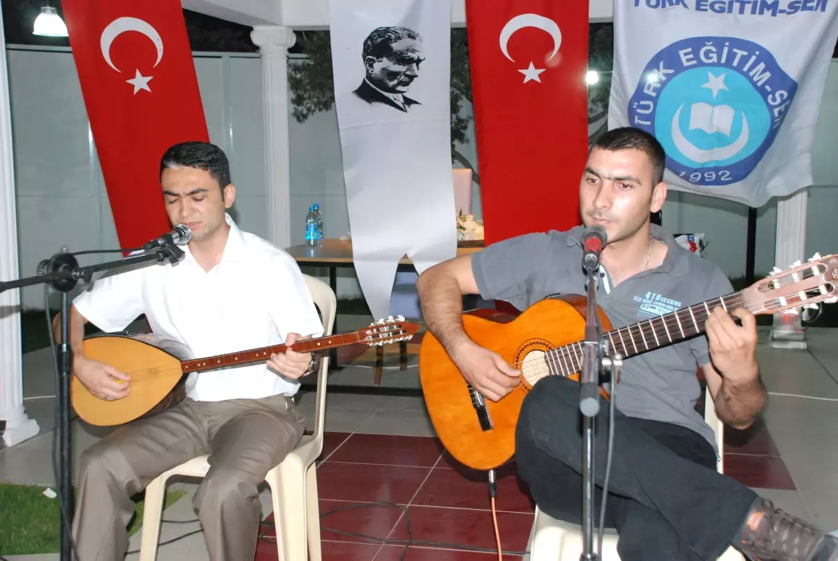 Türk Eğitim-Sen Üyeleri Geleneksel Birlik Beraberlik Yemeğinde Buluştu