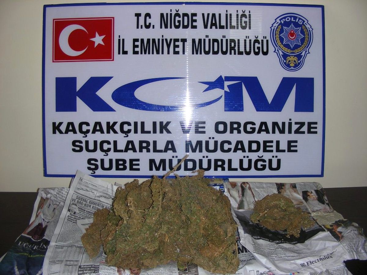 Uyuşturucu Tacirlerine Polis Engeli