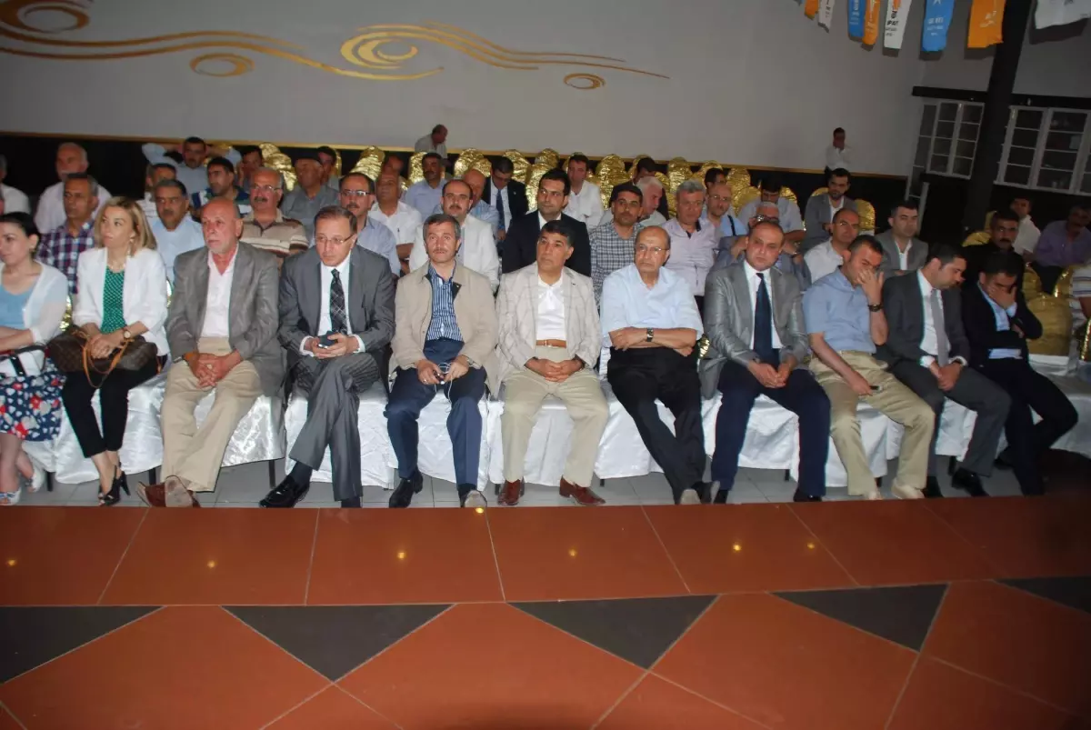 AK Parti Şehitkamil İlçe Danışma Toplantısı Yapıldı