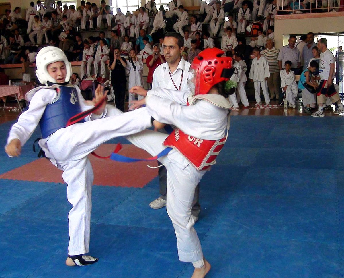 Akşehir Belediyesi Tekvando Turnuvası Başladı