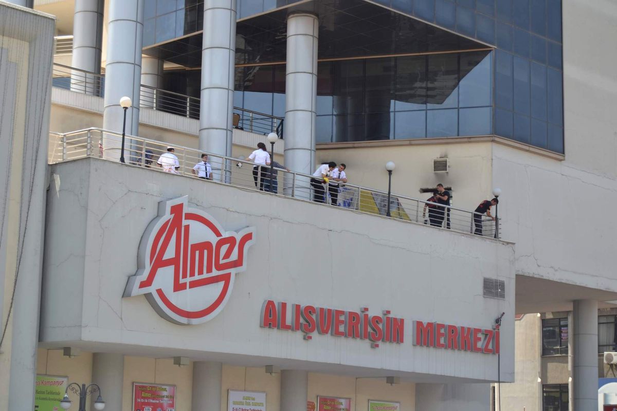 Almer\'de Korkutan Yangın