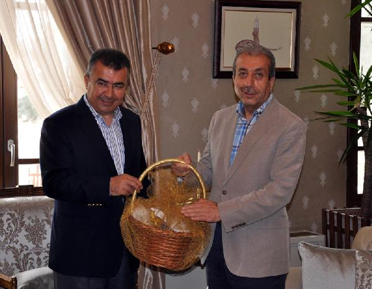 Bakan Eker: Hatay\'ın Potansiyelini Arttırmak İçin Çalışıyoruz