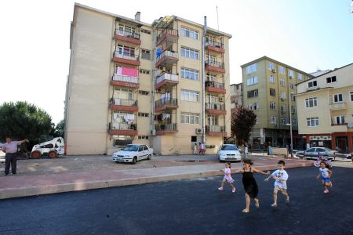 Bu Kavşak Ihlamur Kokacak