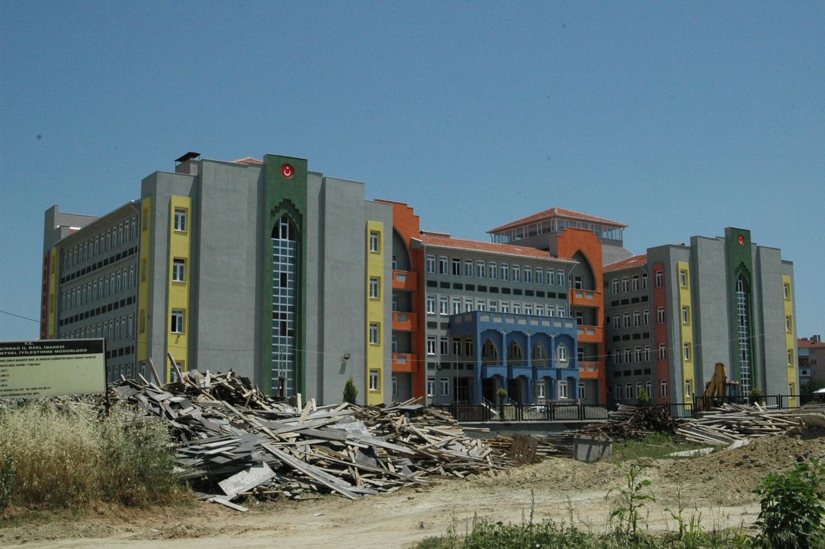 Çorlu\'da İmam Hatip Orta Okulu Açılacak