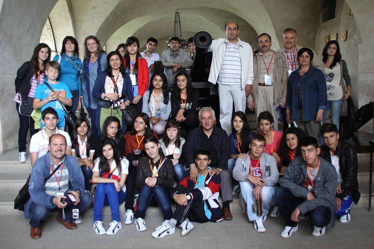 Çubuk Belediyesi Folklor Ekibinden Muhteşem Gösteri