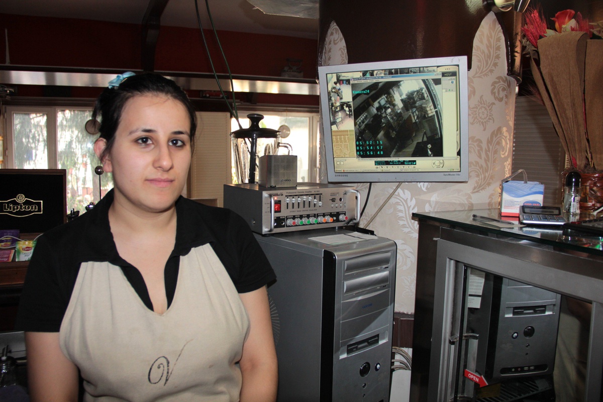 Dizüstü Bilgisayar Çalarken Kameraya Yakalandı