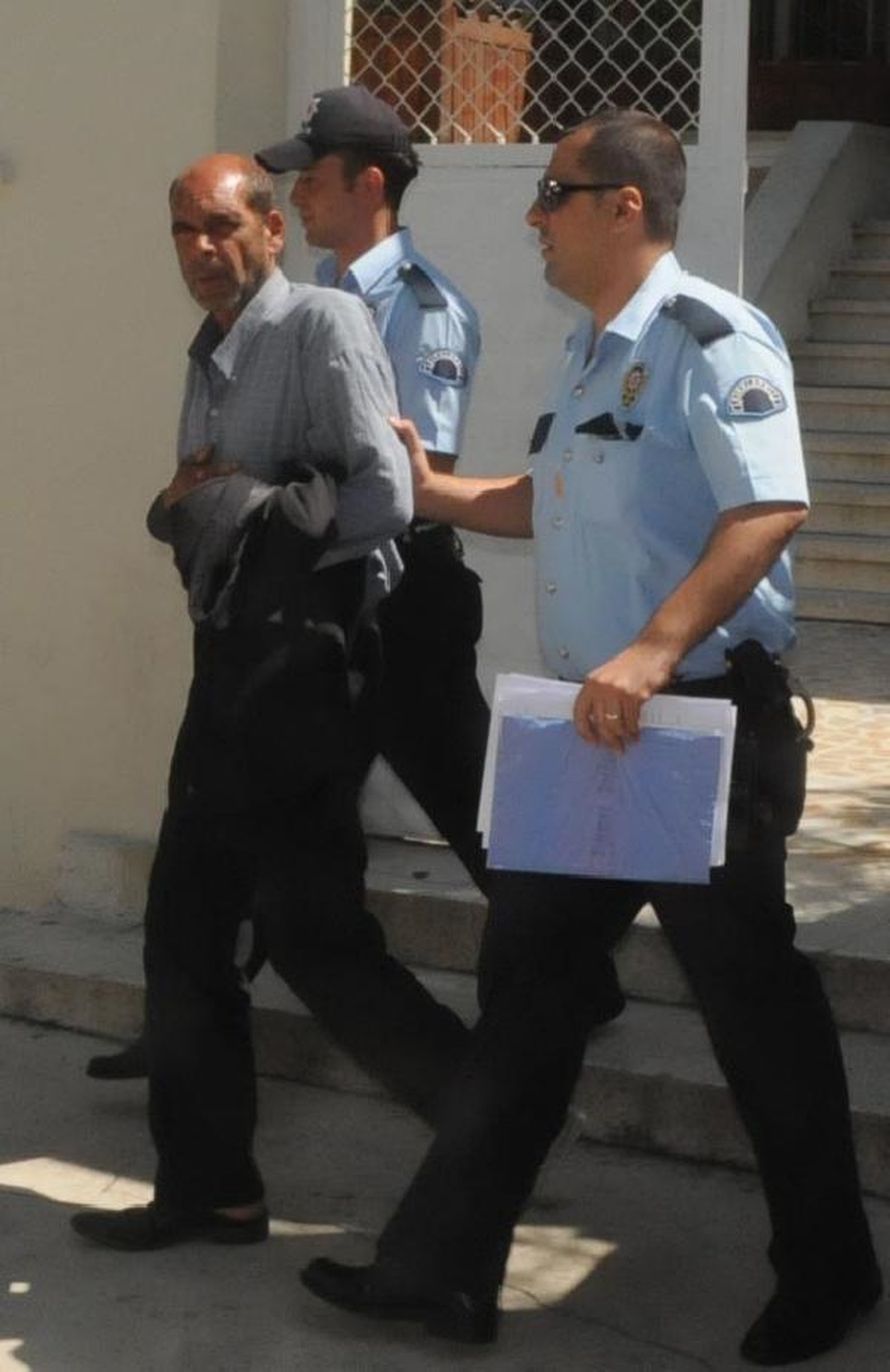 Evinin Önüde Nara Atanı Bıçakladı