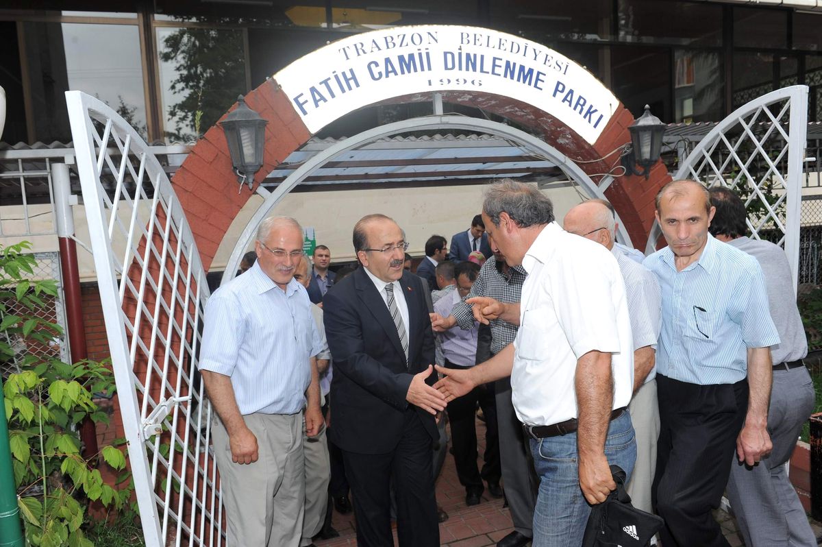 Gümrükçüoğlu\'ndan Fatih Mahallesi\'ne Ziyaret
