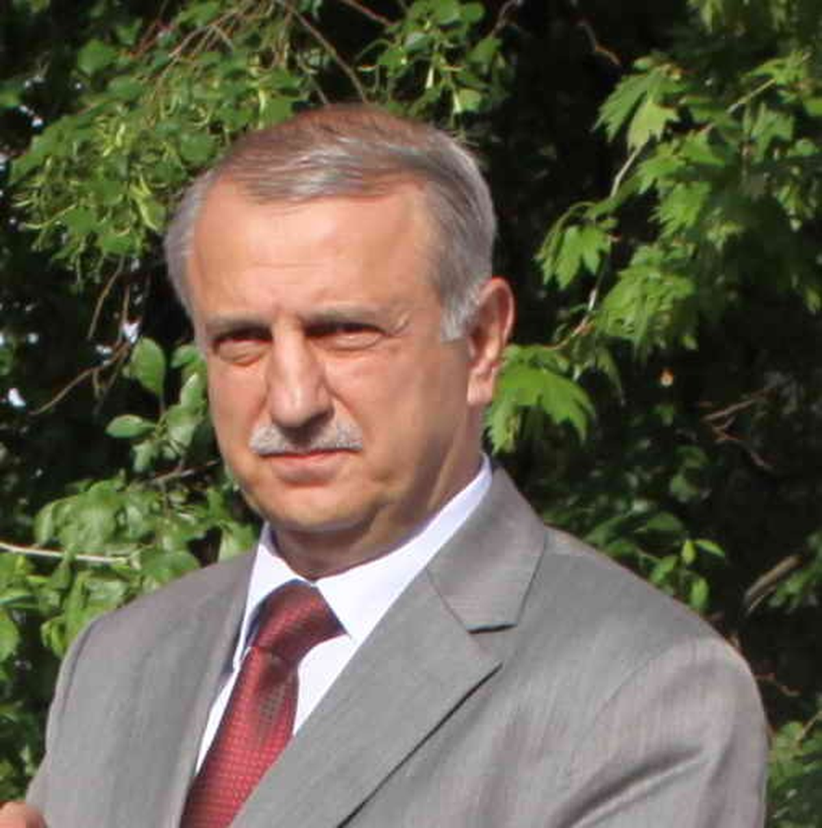 Kent İçi Ulaşım İhalesine Katılım Olmayınca İptal Edildi