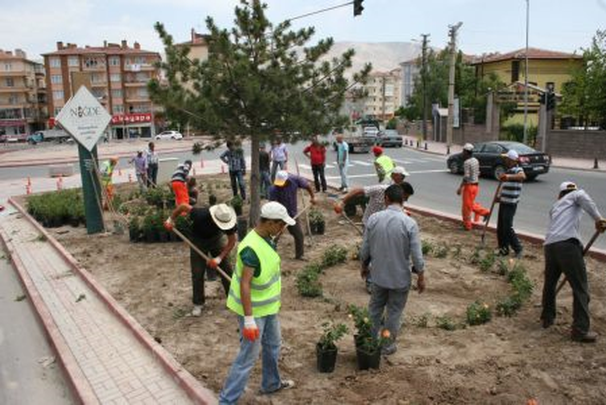 Niğde Belediyesi Durmadan Çalışıyor