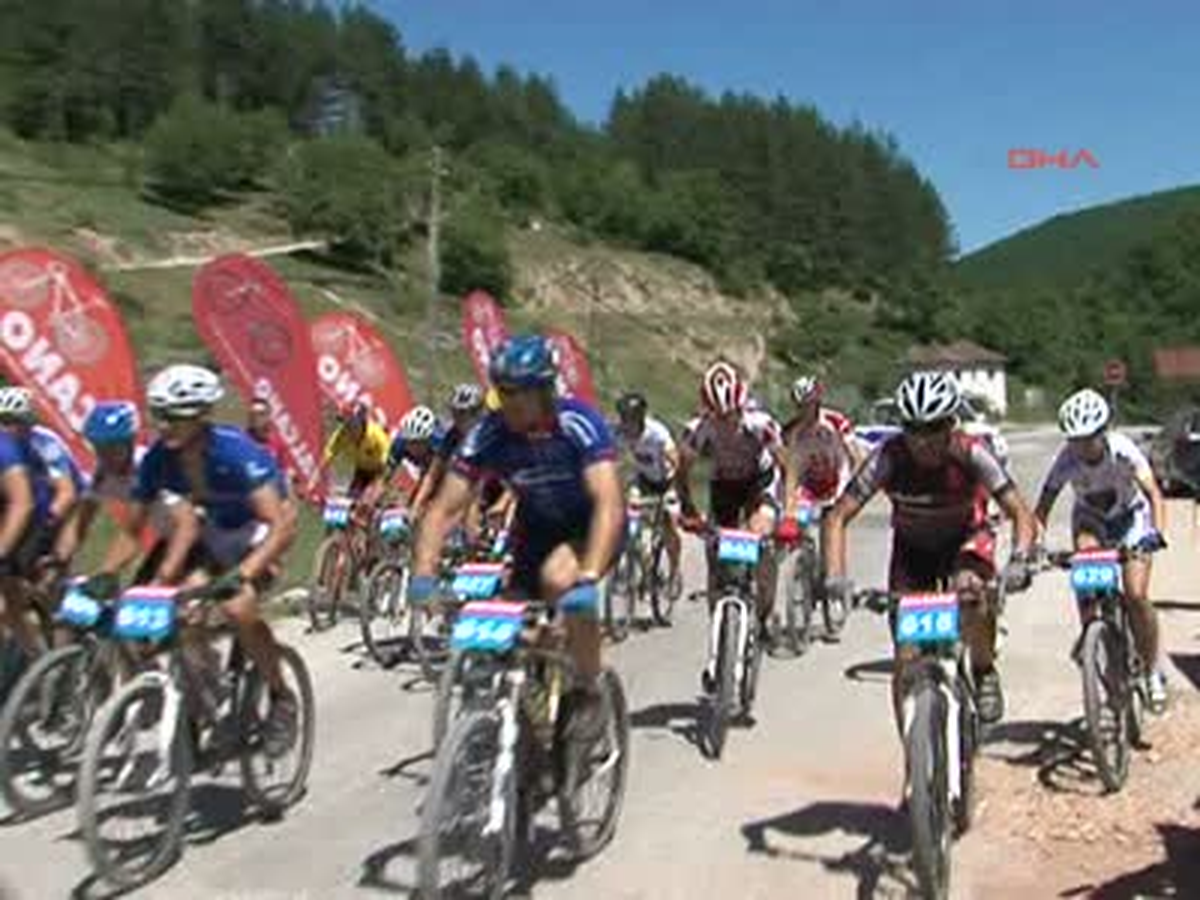 Novi Pazar\'da Salcano Mtb Cup Coşkusu