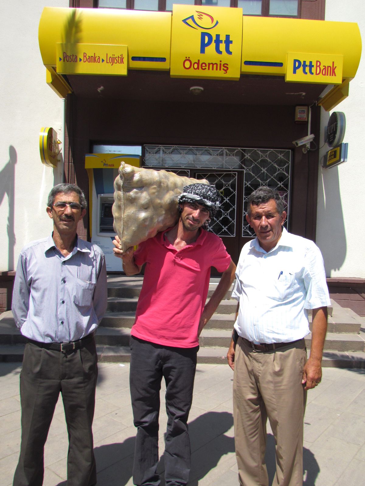 Ödemişli Patates Üreticilerinden Meclis\'e Patates