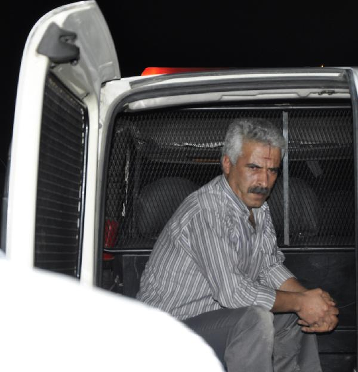 Polisten Kaçan Kablo Hırsızları Kaza Yaptı