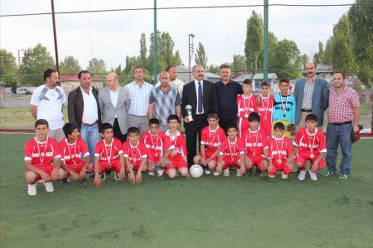 U-13 Lig Şampiyonuna Bin Tl Para Ödülü