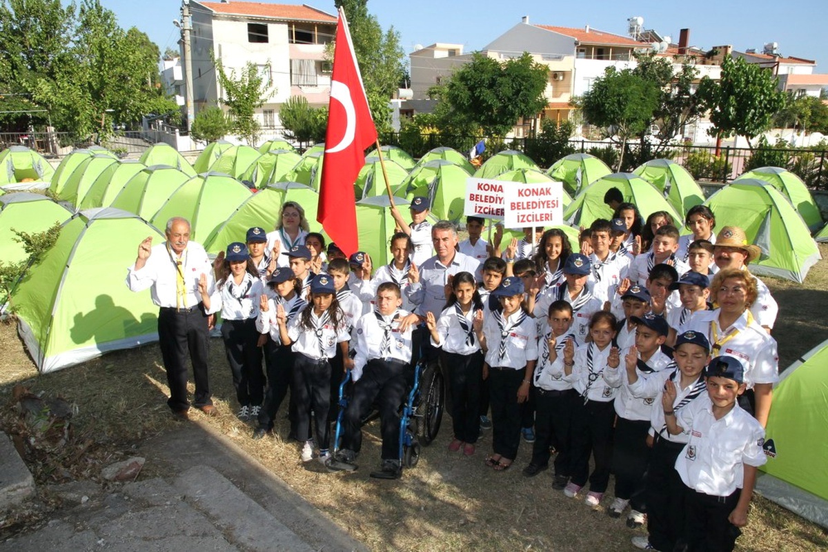 Yavrukurtlardan \'Yaza Merhaba\' Kampı