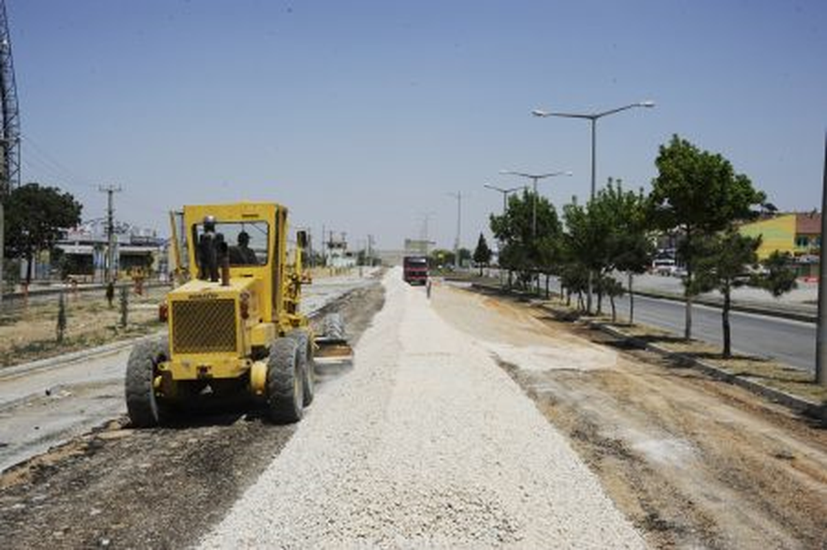 Yol Çalışmaları Tam Gaz Devam Ediyor
