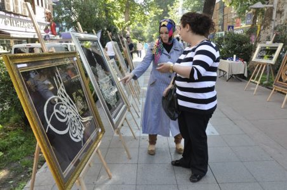 Yürüyüş Yolundaki Sergisi Büyük İlgi Gördü