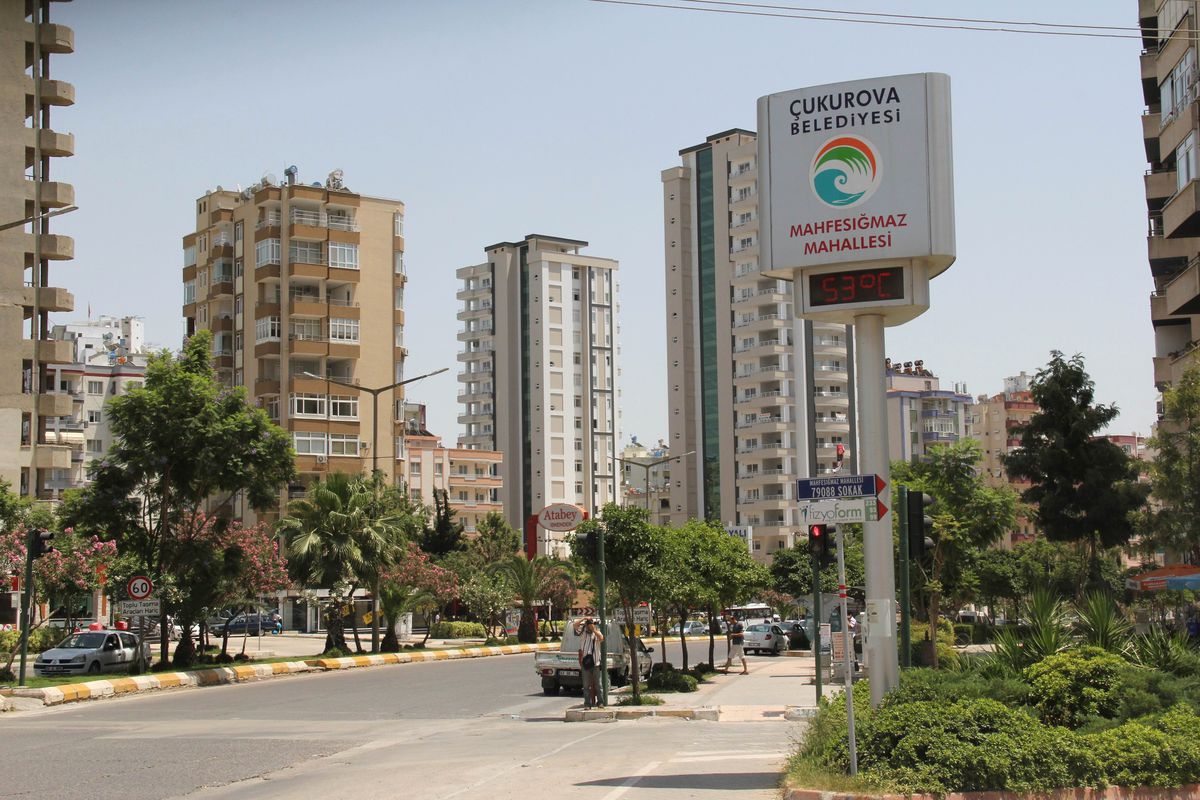 Adana\'da Hava Sıcaklığı 52 Derece