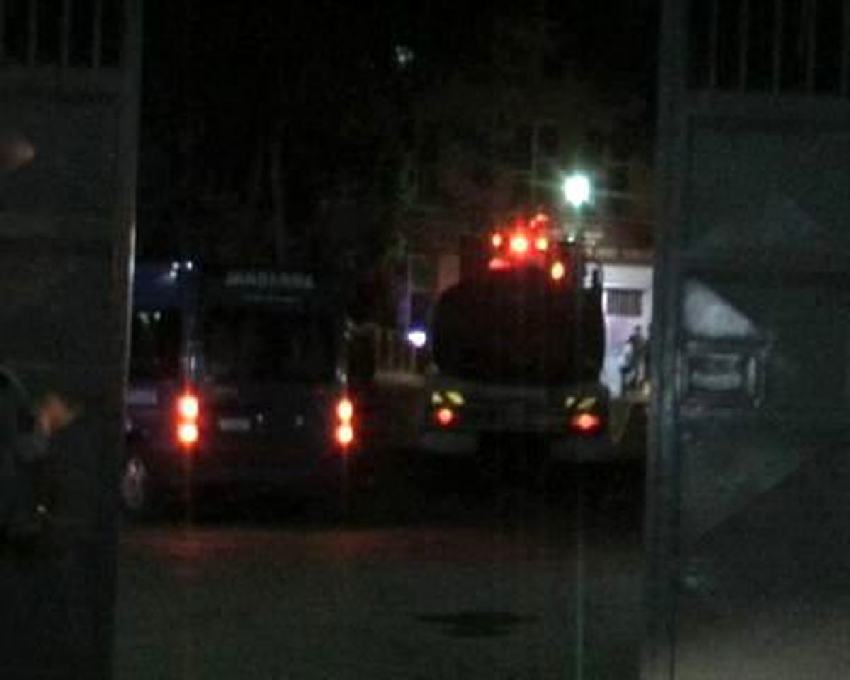 Şanlıurfa Cezaevi\'nde İsyan: 15 Yaralı