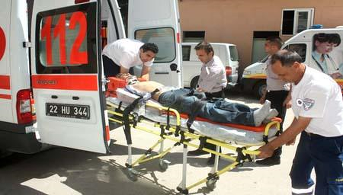 Ehliyetsiz Sürücü 5 Kişinin Yaralanmasına Neden Oldu