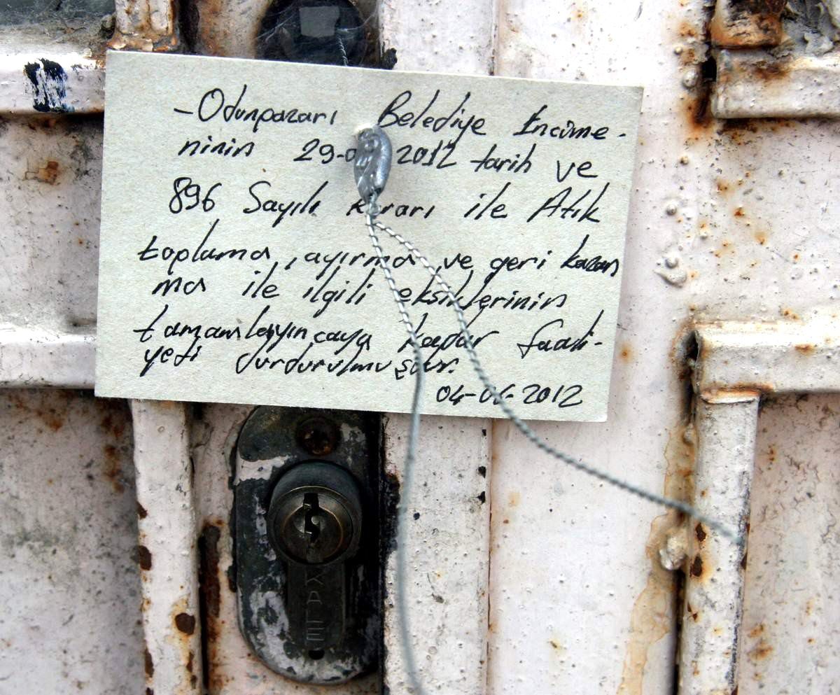 Emko Sanayi Sitesinde Bulunan Geri Dönüşüm Dükkanları Denetleniyor