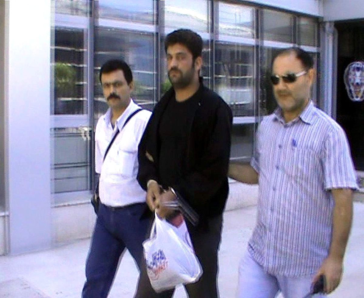 Hemşirenin Çantasından Para Çalan Zanlı Yakalandı
