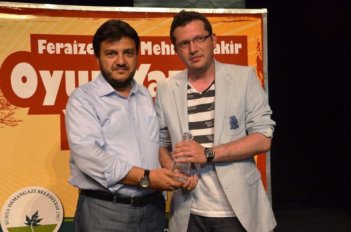 Osmangazi Türkiye\'ye Yeni Yazarlar Kazandırdı