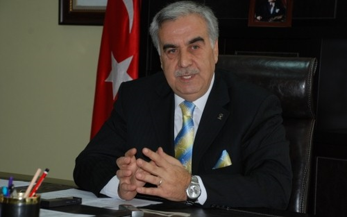 Akay\'a Görevi İade Edildi