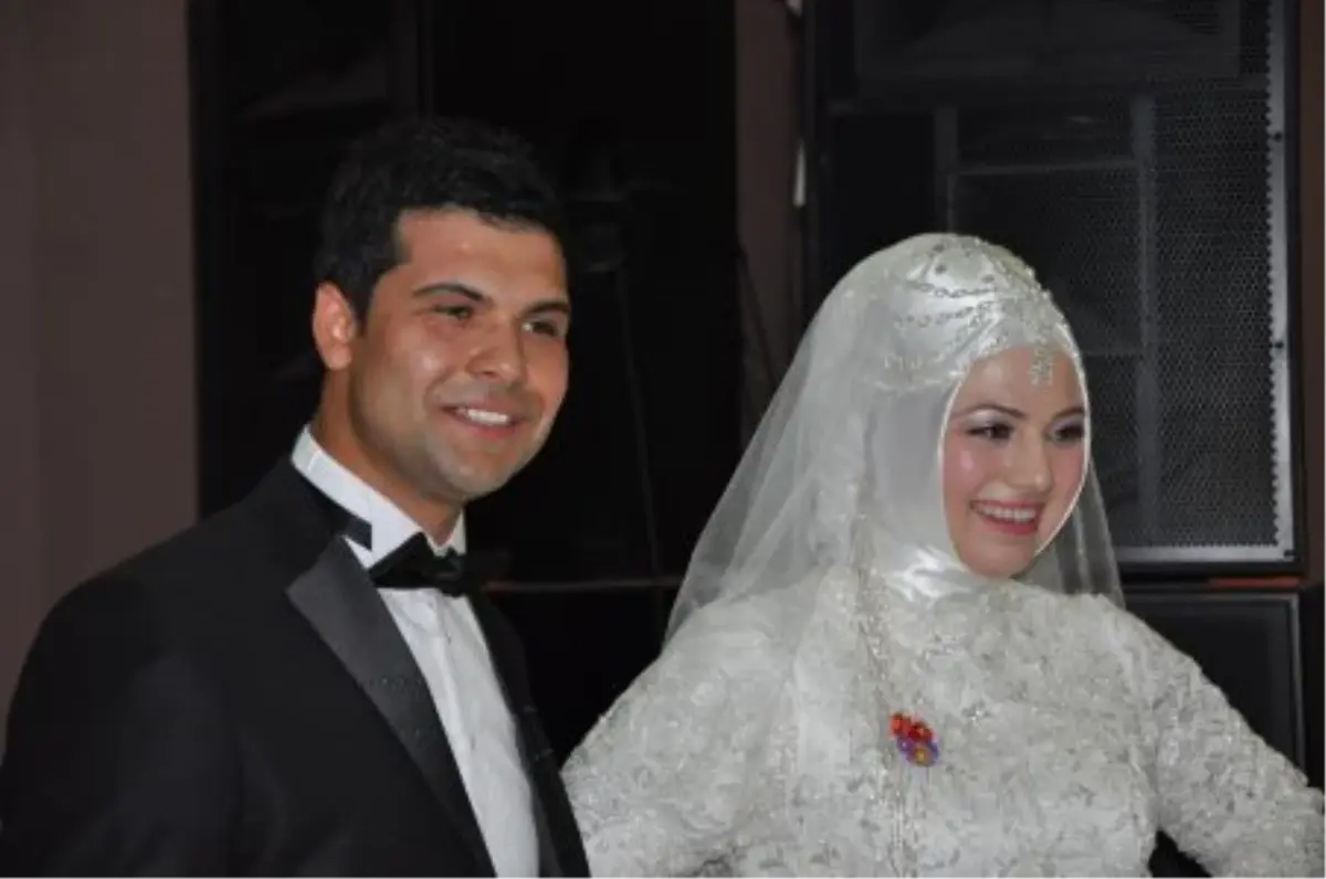 Akgenç İzmit Arkadaşlarını Yalnız Bırakmadı