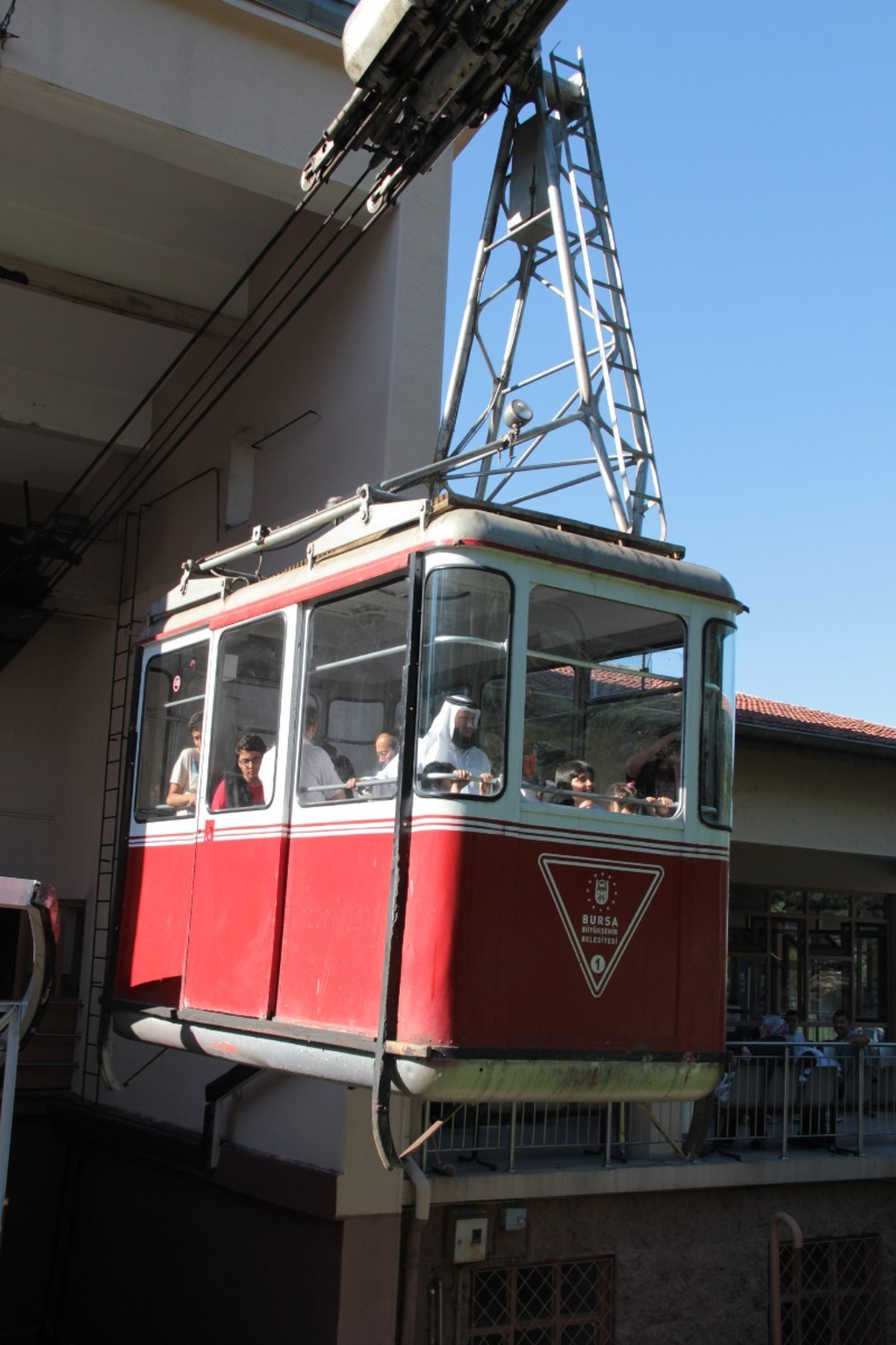 Arap Turistler Teleferikte Mahsur Kaldı
