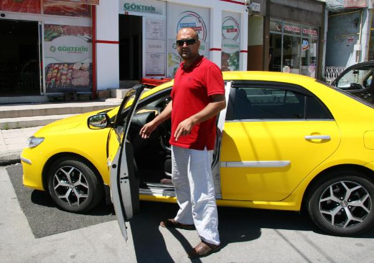 Bulduğu Para Kesesini Polise Teslim Etti