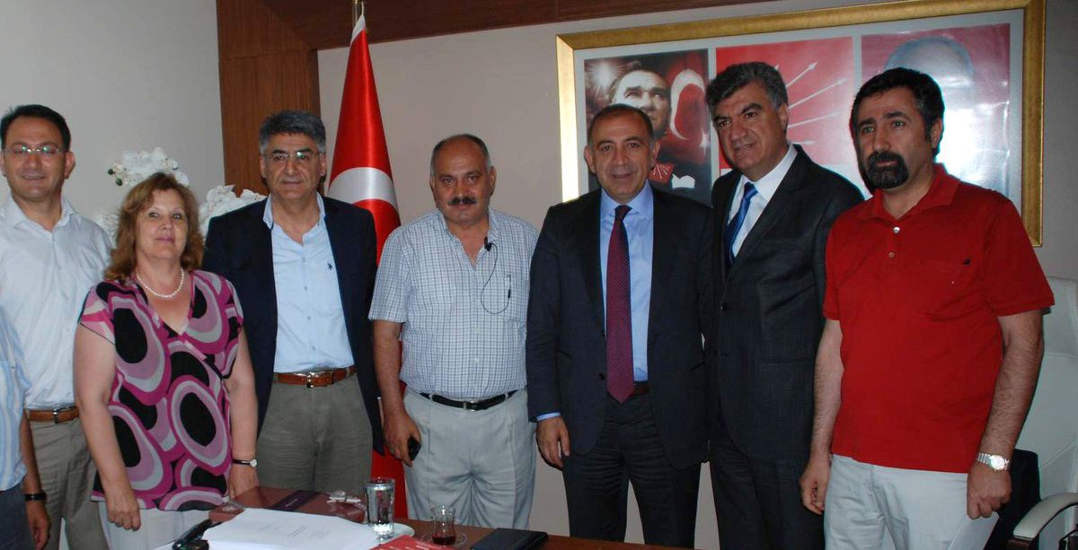 CHP\'li Tekin: "İzmir, AKP\'yi Tercih Etmez"