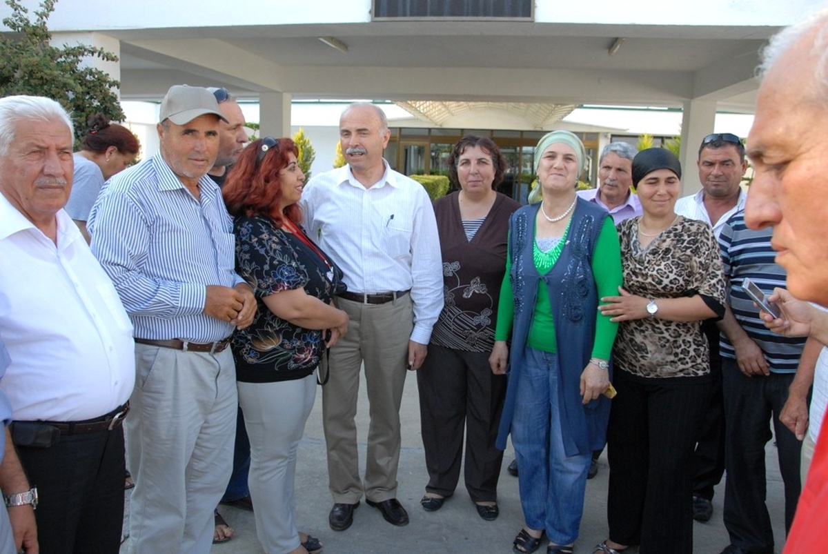 Dalamanlılar Adliye İçin AK Parti\'li Boğa\'yı Havaalanda Karşıladı