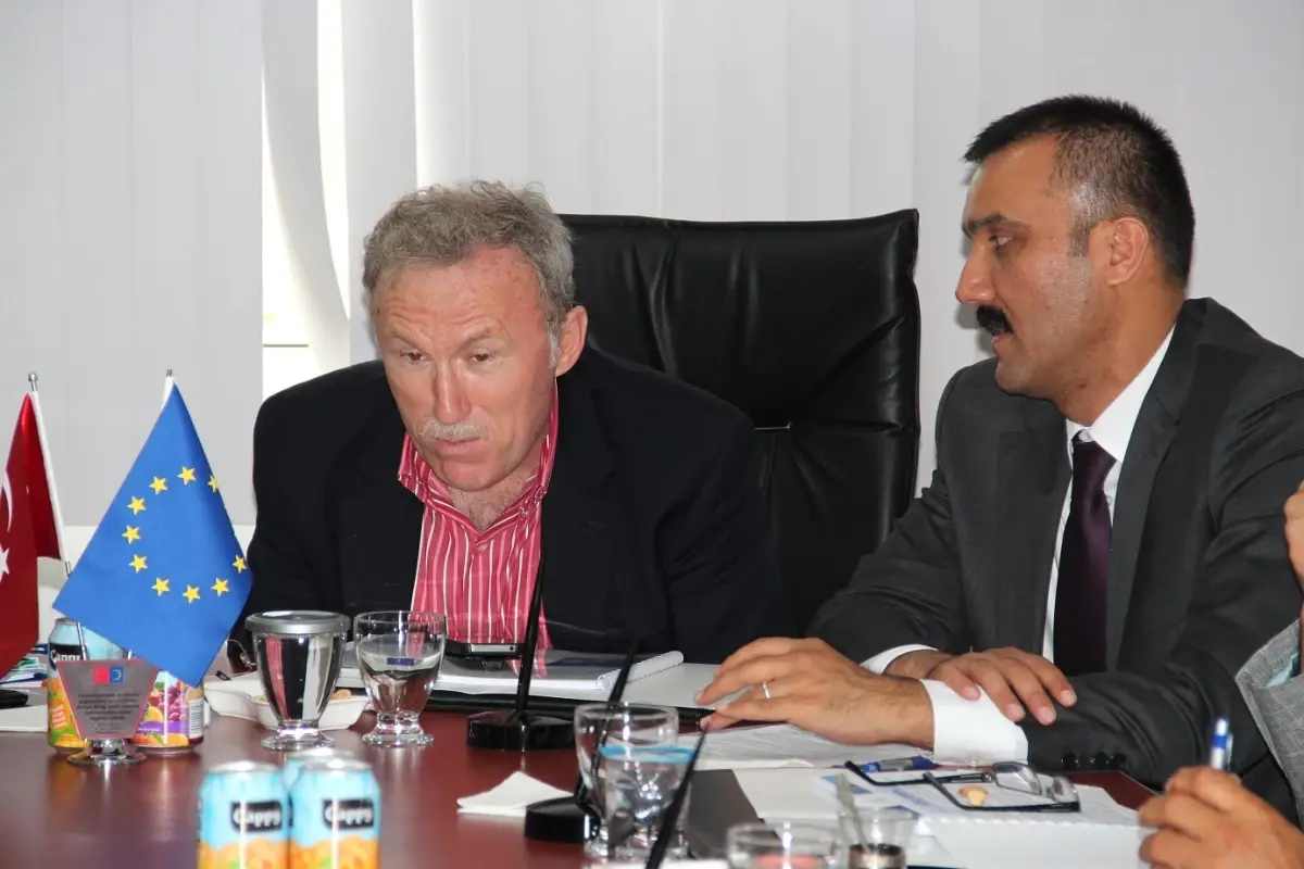 Enerji Bakanı Yardımcısı Sedaş\'ın Düzce\'deki Çalışmaları Hakkında Bilgi Aldı