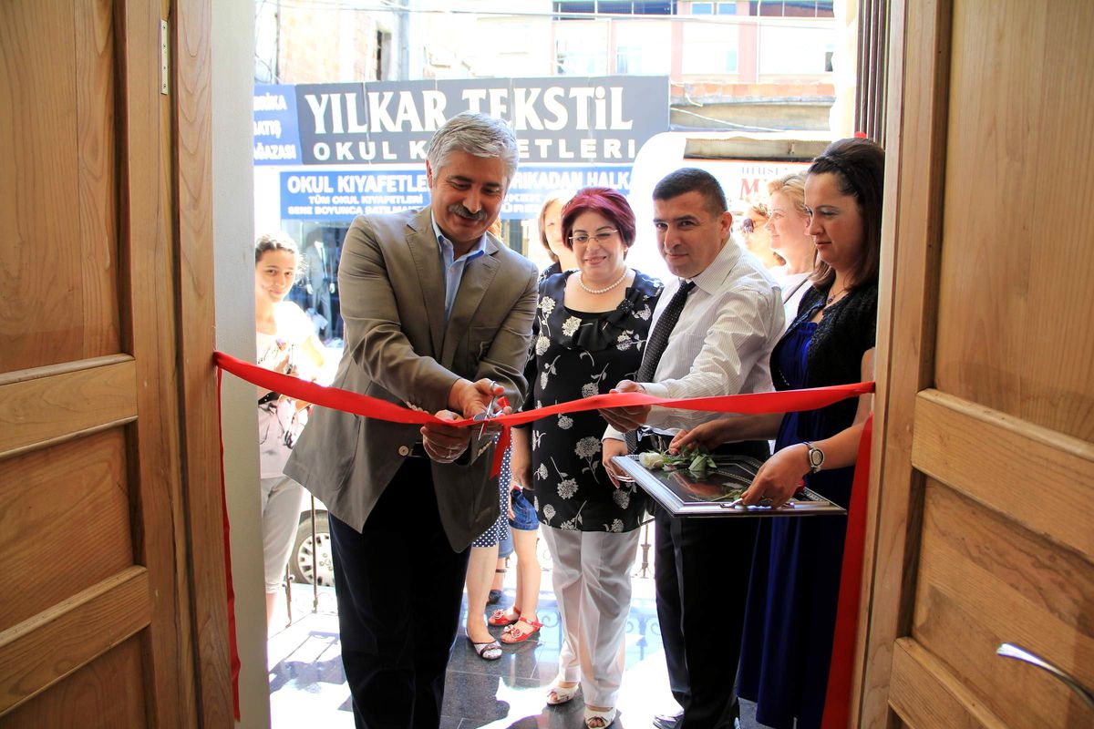 Fatsa Belediyesi Samsun\'da Resim Sergisi Açtı