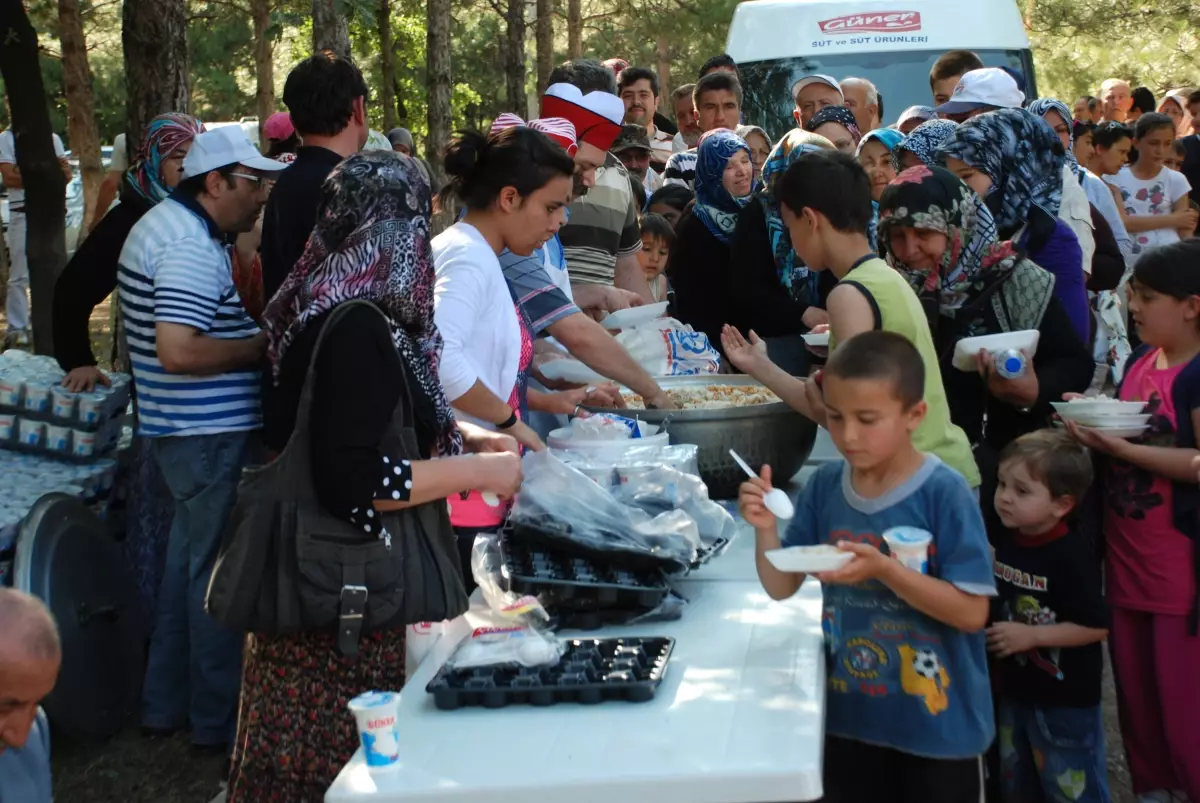 Gediz Belediyesi "Babanızı Ne Kadar Tanıyorsunuz" Yarışması Düzenledi