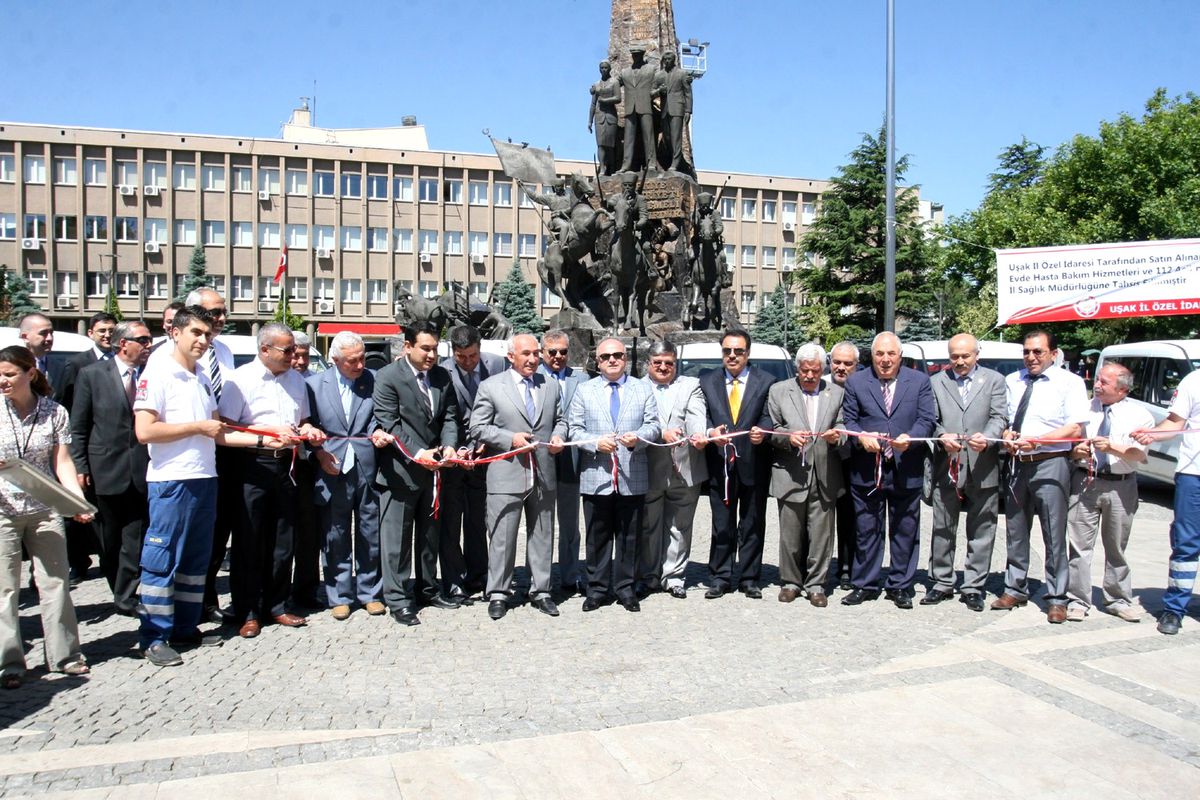 İl Özel İdareden Sağlık Müdürlüğüne Araç Takviyesi
