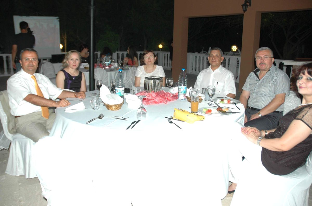 İlkadım\'da Mezuniyet Coşkusu