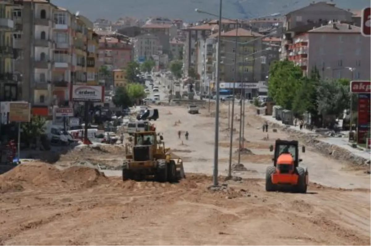 Niğde Belediyesi Asfaltta Rekor Kırıyor