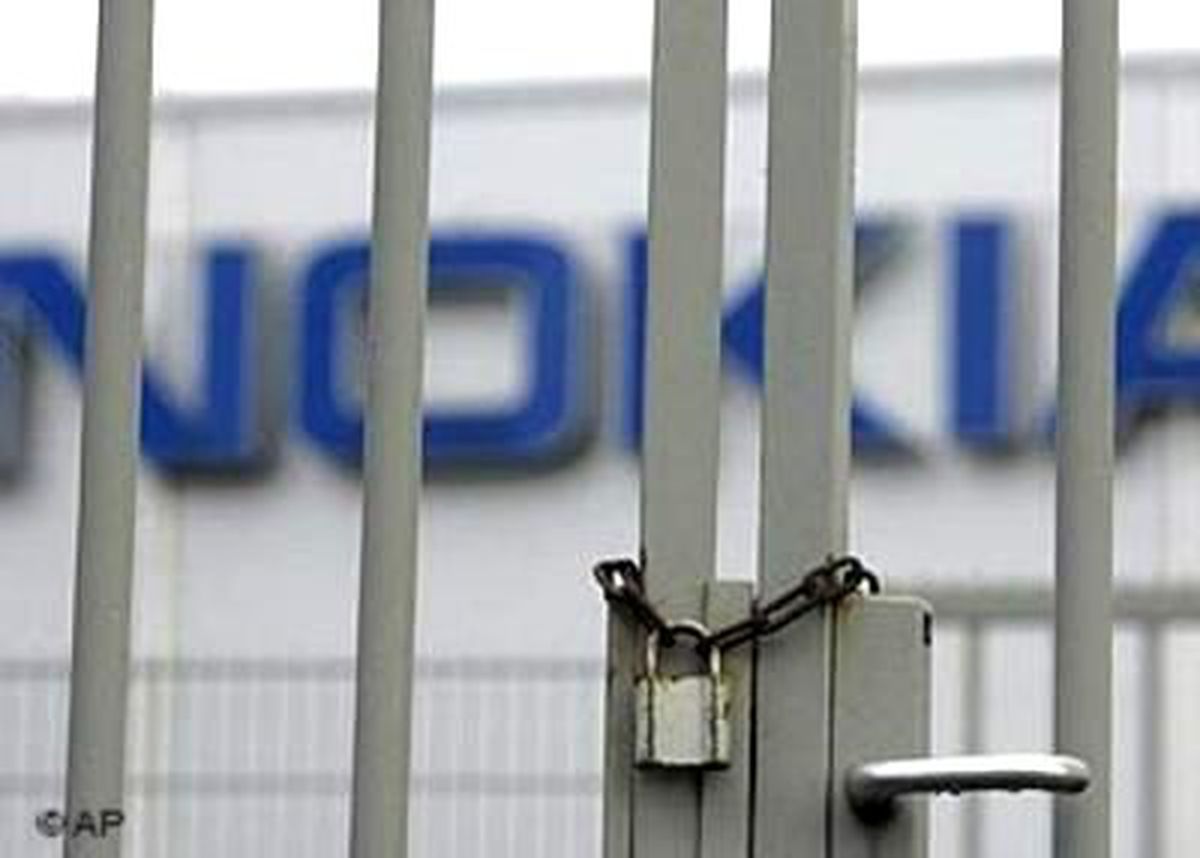 Nokia\'nın Kredi Notu En Düşük Seviyeye İndirildi