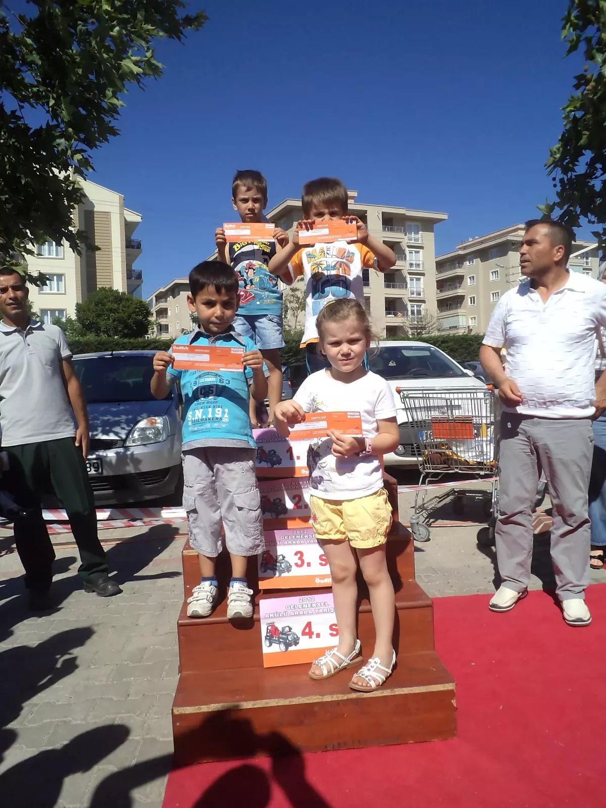 Özdilek\'te Babalar Günü Şenliği