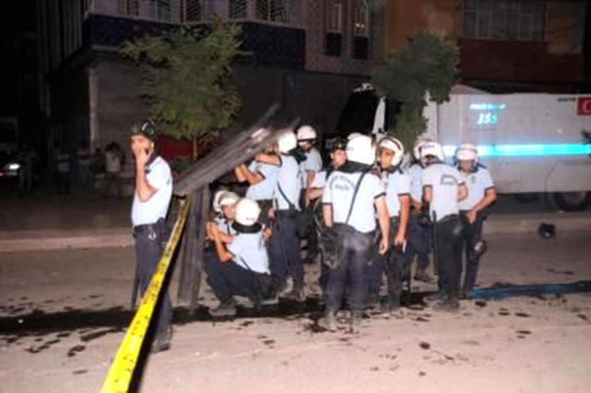 Şanlıurfa Cezaevi\'nde İkinci Kez Yangın Çıktı (3)