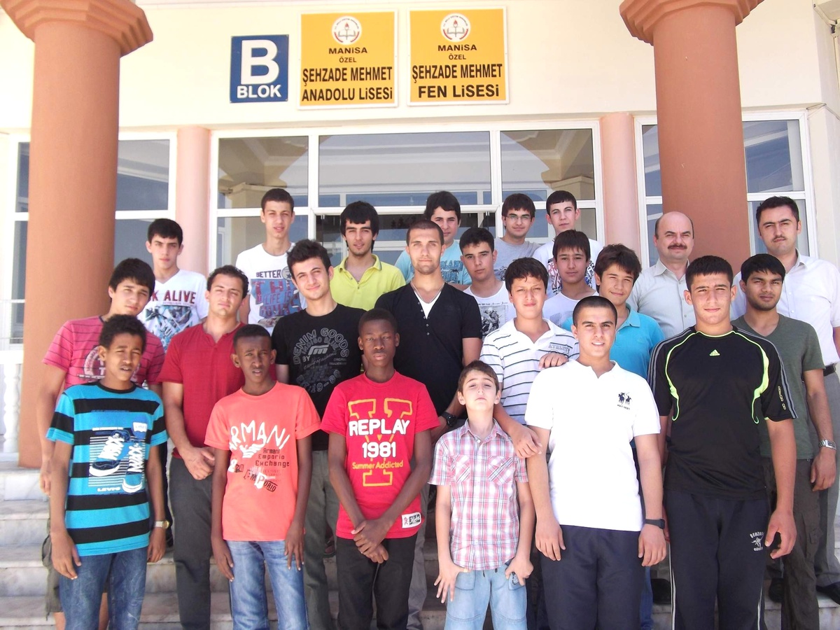 Şehzade Mehmet, Yaz Okuluna Amerikalılarla Başladı
