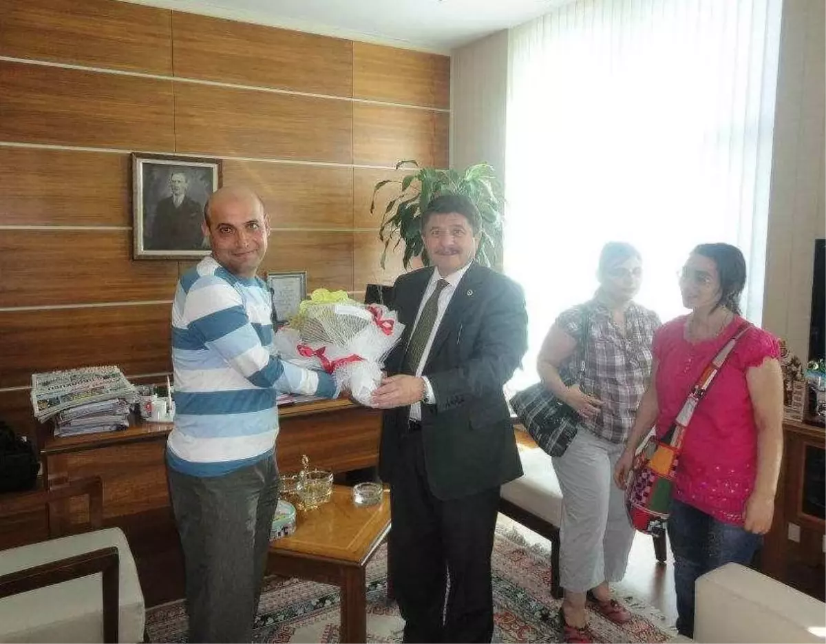 Tanrıverdi, Soma Spastik Çocuklar Derneğini Ağırladı