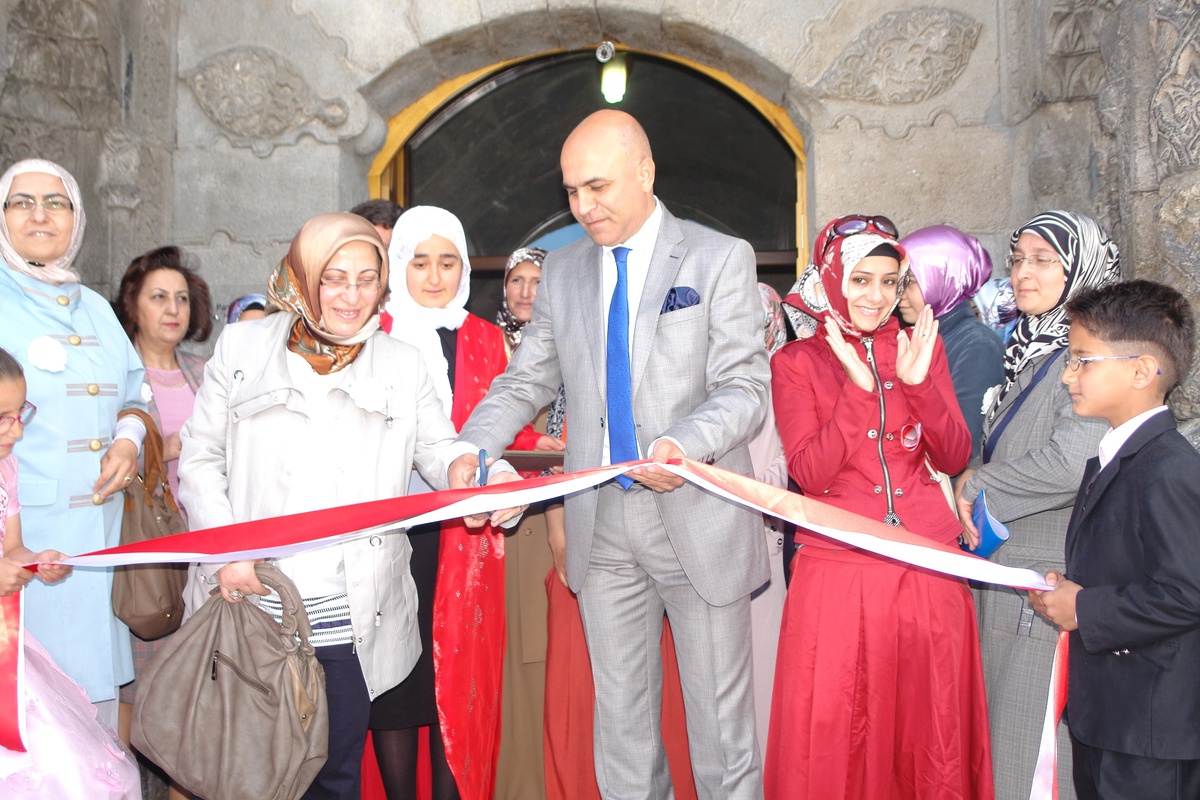 Tarihi Mekânda, El Emeği Göz Nurunun Sergisi
