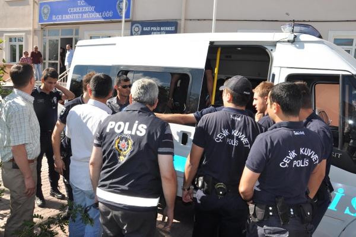 Tekirdağ\'da Nevruz Operasyonu: 5 Gözaltı