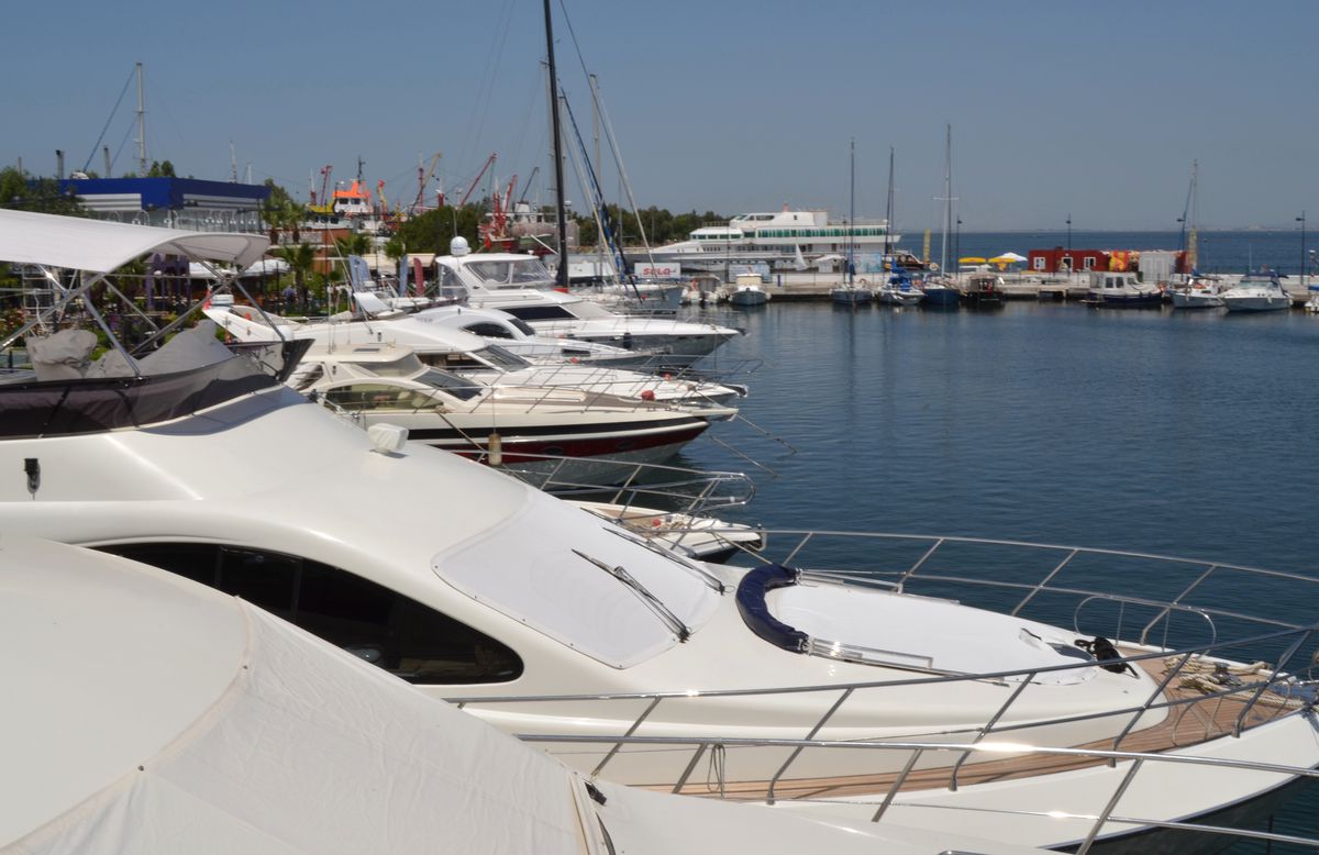 Türkiye'nin İlk ve Tek Yat Marketi İzmir Levent Marina'da Açılıyor