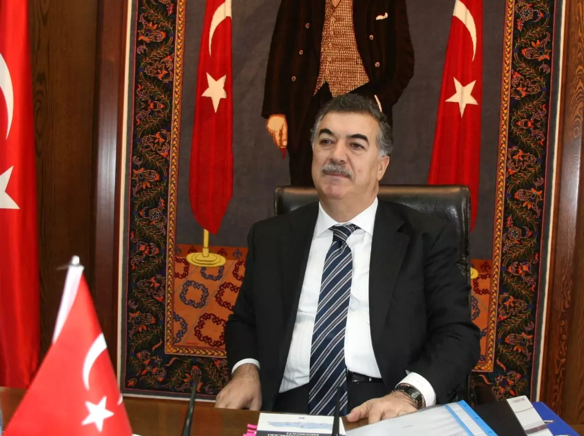 Vali Al, "Halkın Şapkasını Giyip Halka Hizmet Etmek İstiyorum"