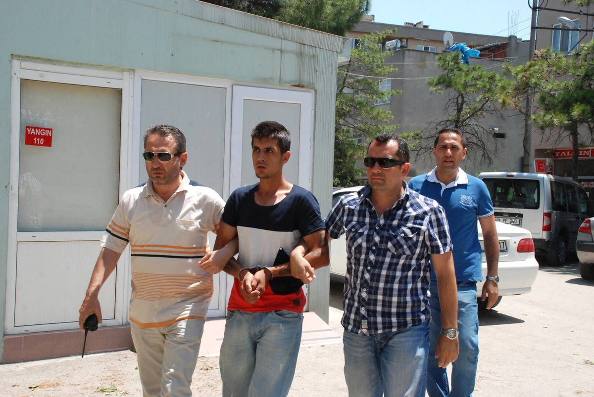 3 Evin Kilitlerini Kıran Hırsıza Suçüstü
